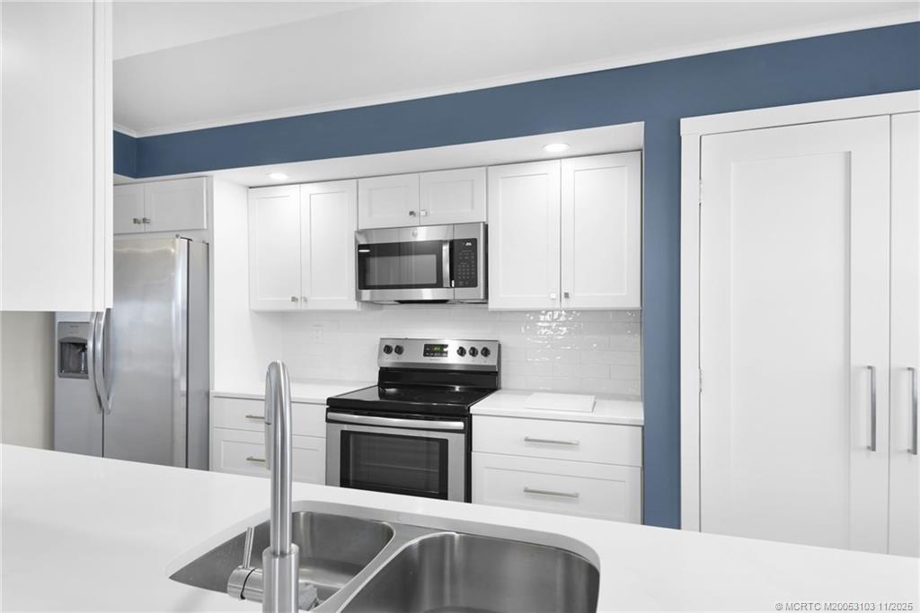 10044 S Ocean Drive 1002