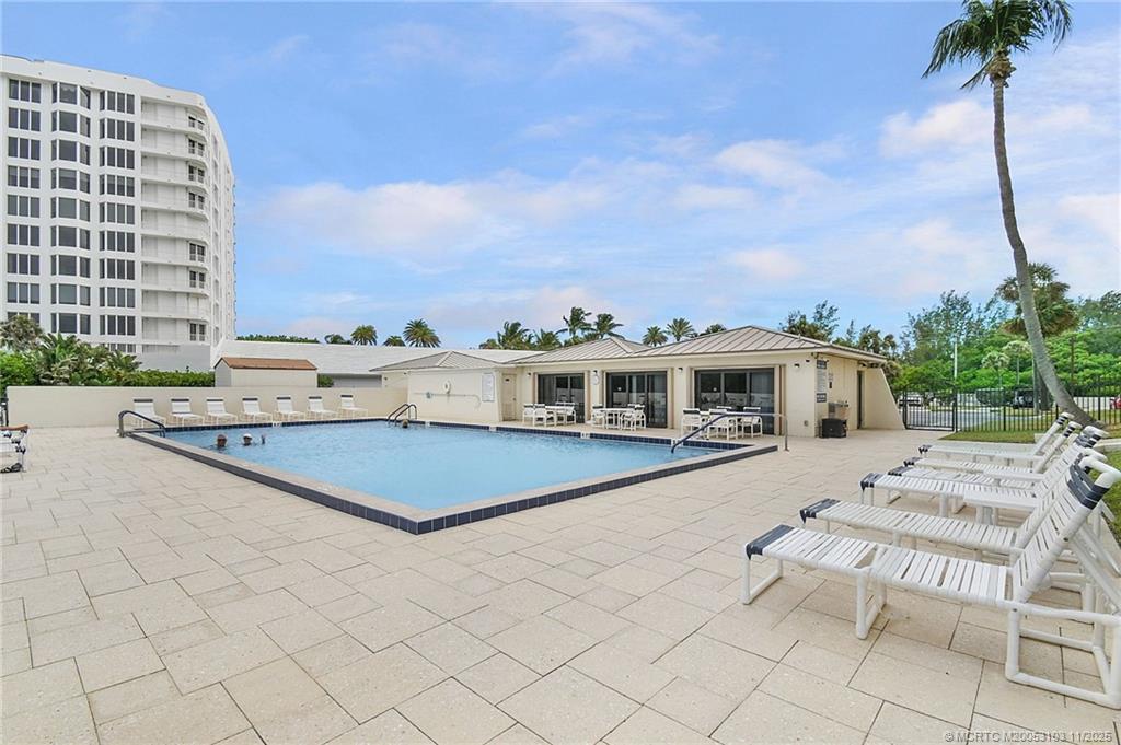 10044 S Ocean Drive 1002