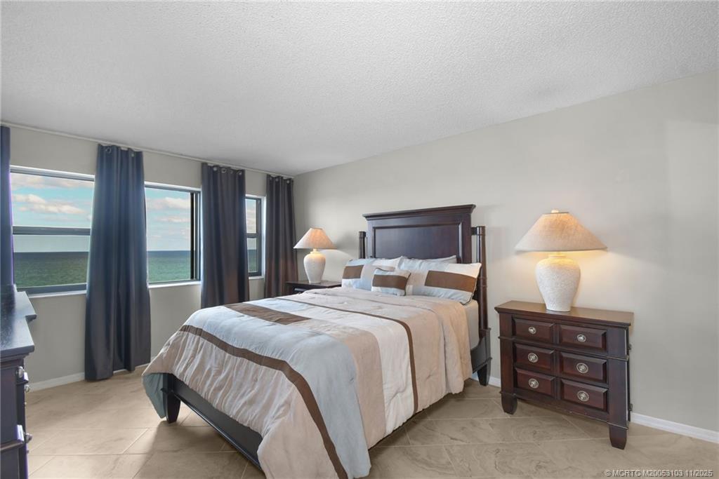 10044 S Ocean Drive 1002
