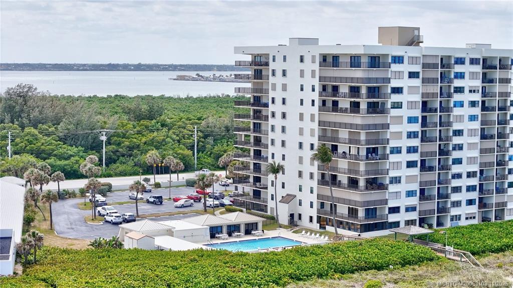 10044 S Ocean Drive 1002