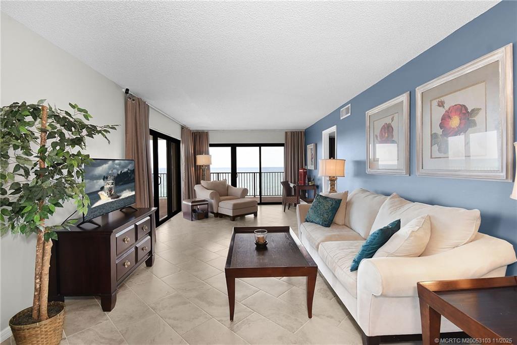 10044 S Ocean Drive 1002