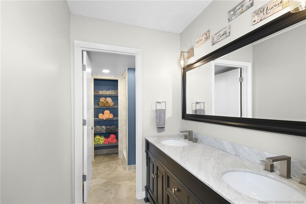 10044 S Ocean Drive 1002
