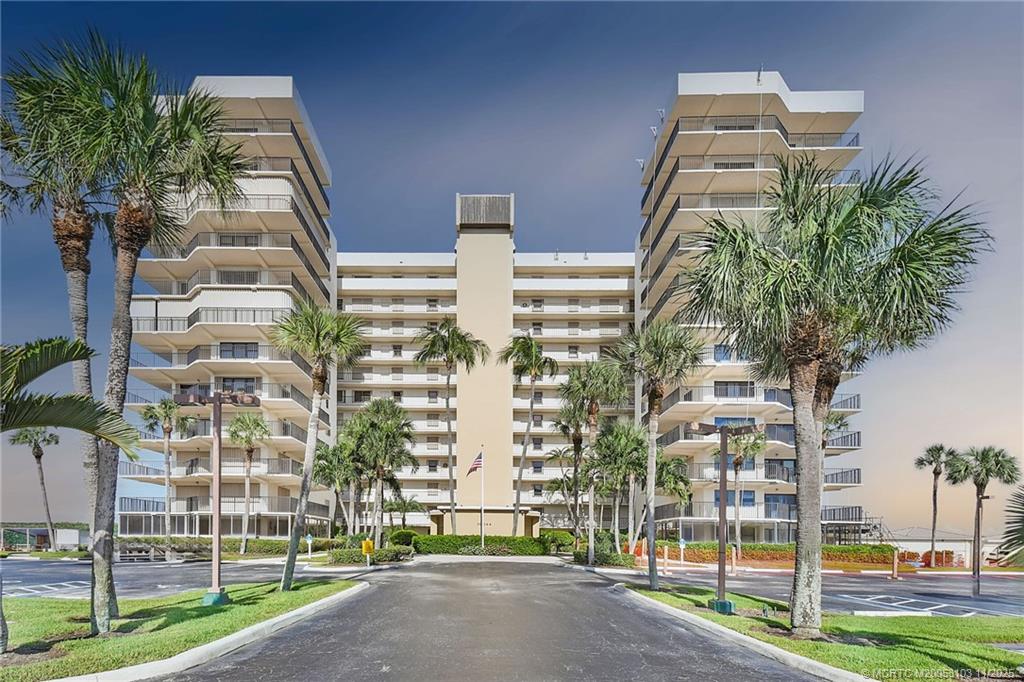 10044 S Ocean Drive 1002