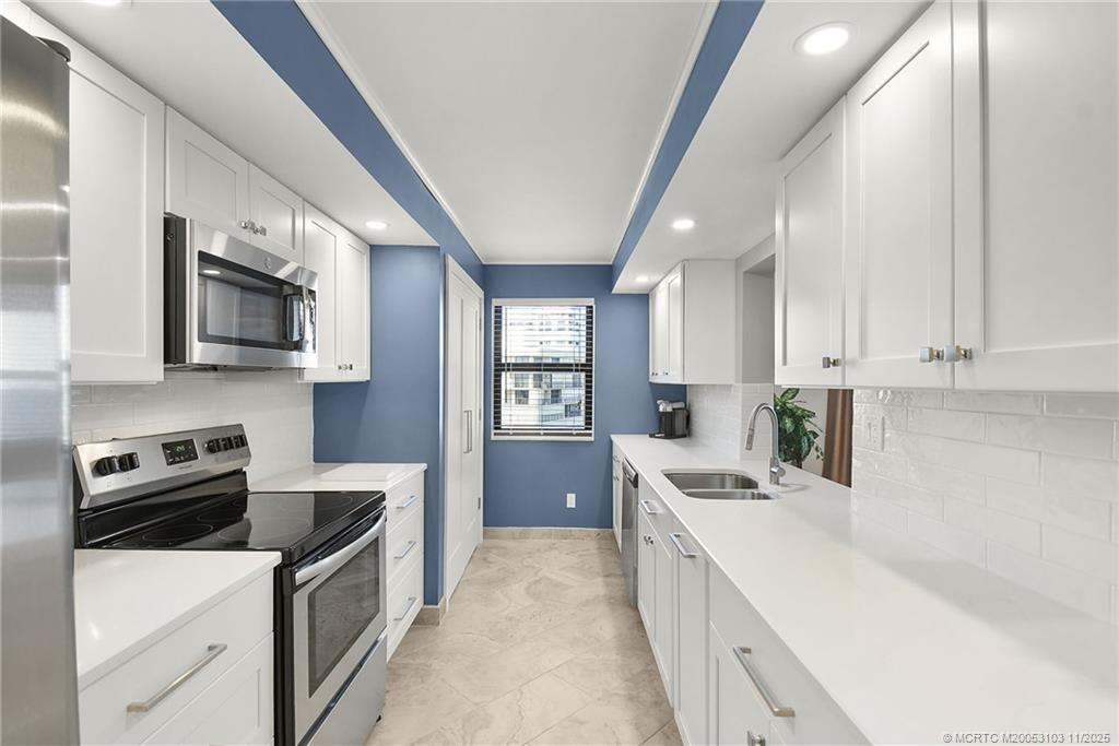 10044 S Ocean Drive 1002