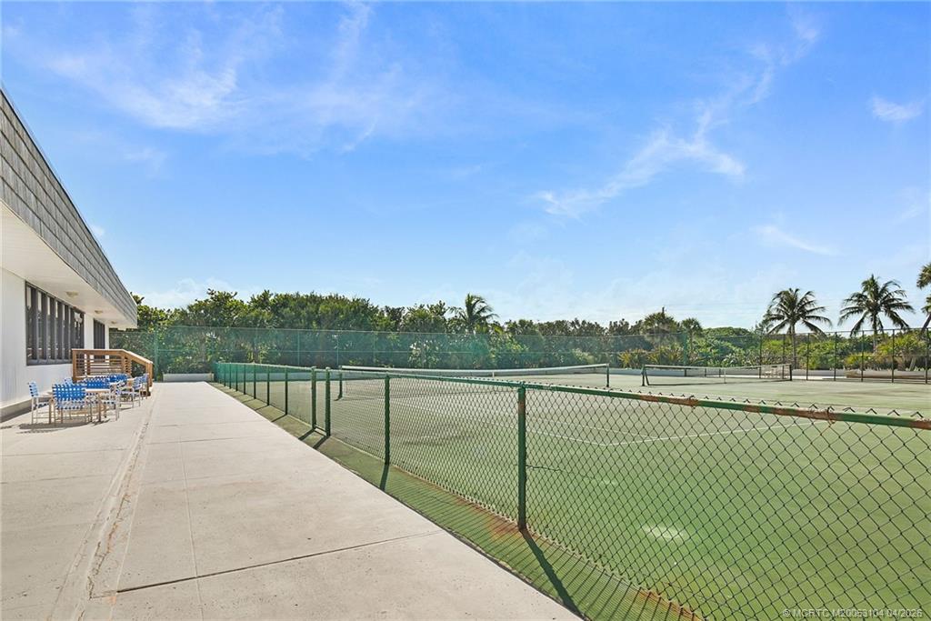 1357 NE Ocean Blvd 214