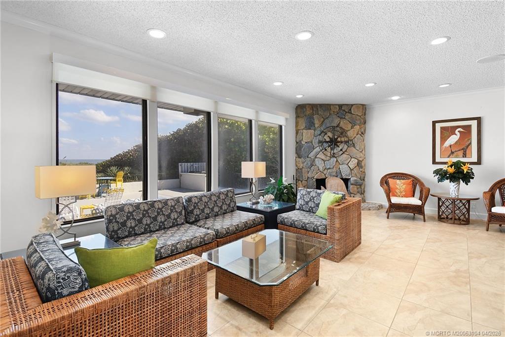 1357 NE Ocean Blvd 214