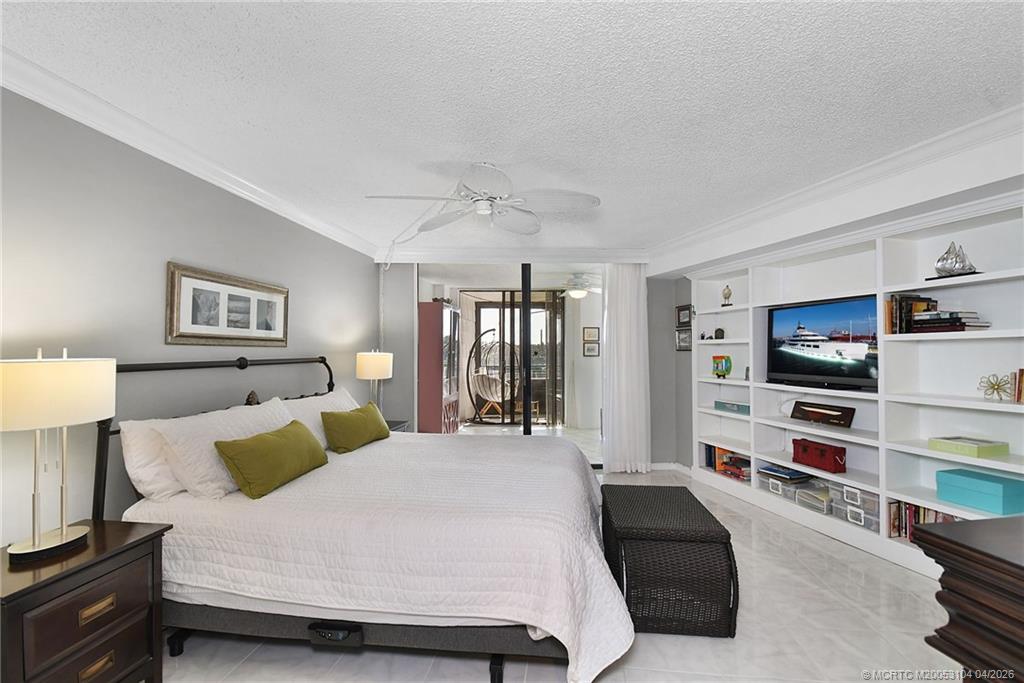 1357 NE Ocean Blvd 214
