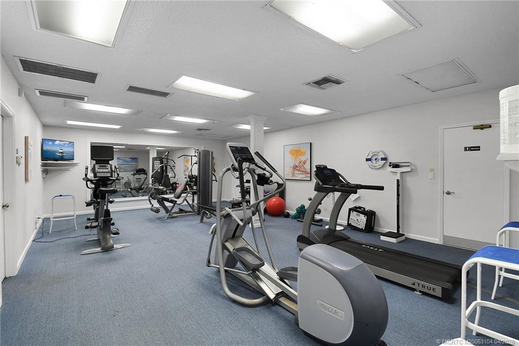 1357 NE Ocean Blvd 214