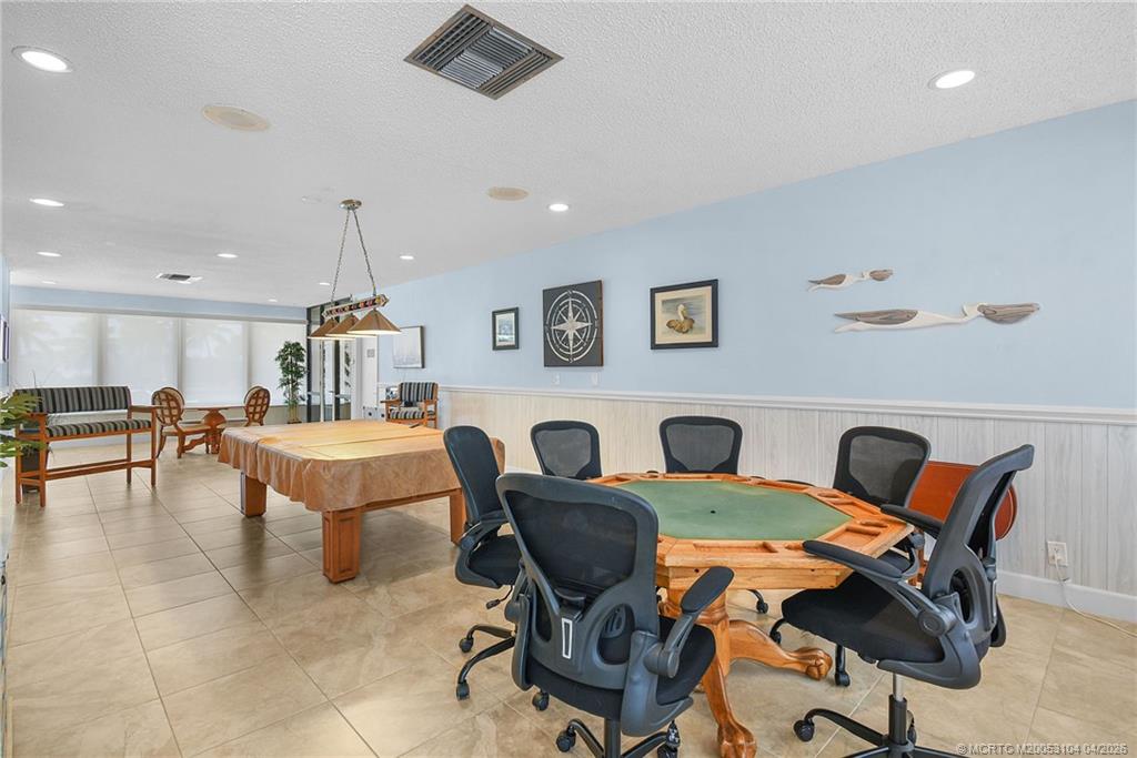 1357 NE Ocean Blvd 214