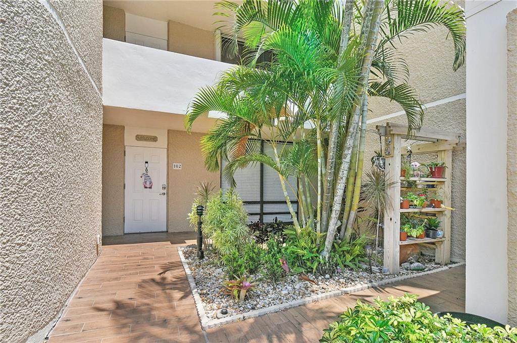 3482 NE Causeway Blvd 2-101