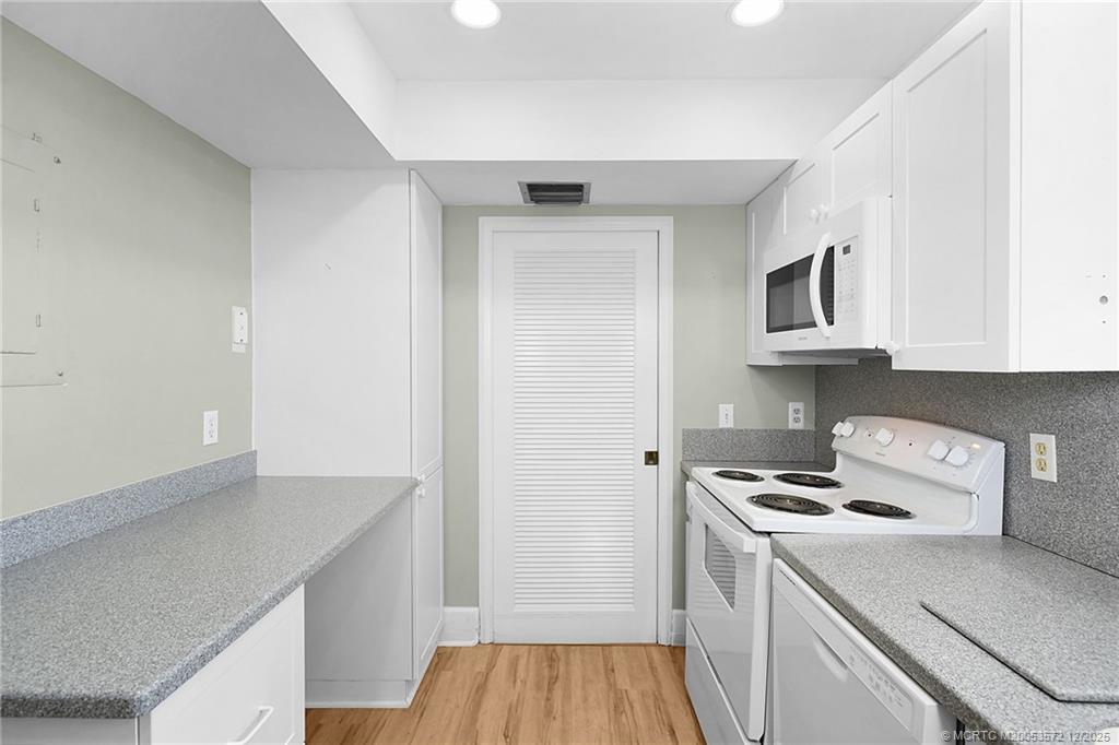 3482 NE Causeway Blvd 2-101