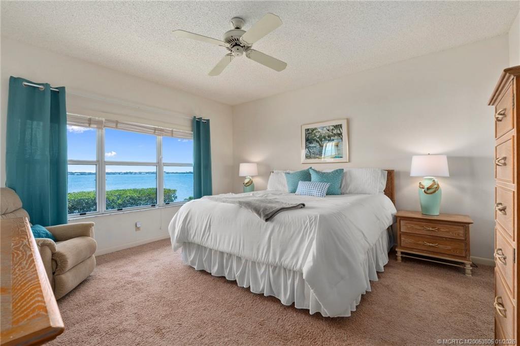 164 NE Edgewater Drive 2105
