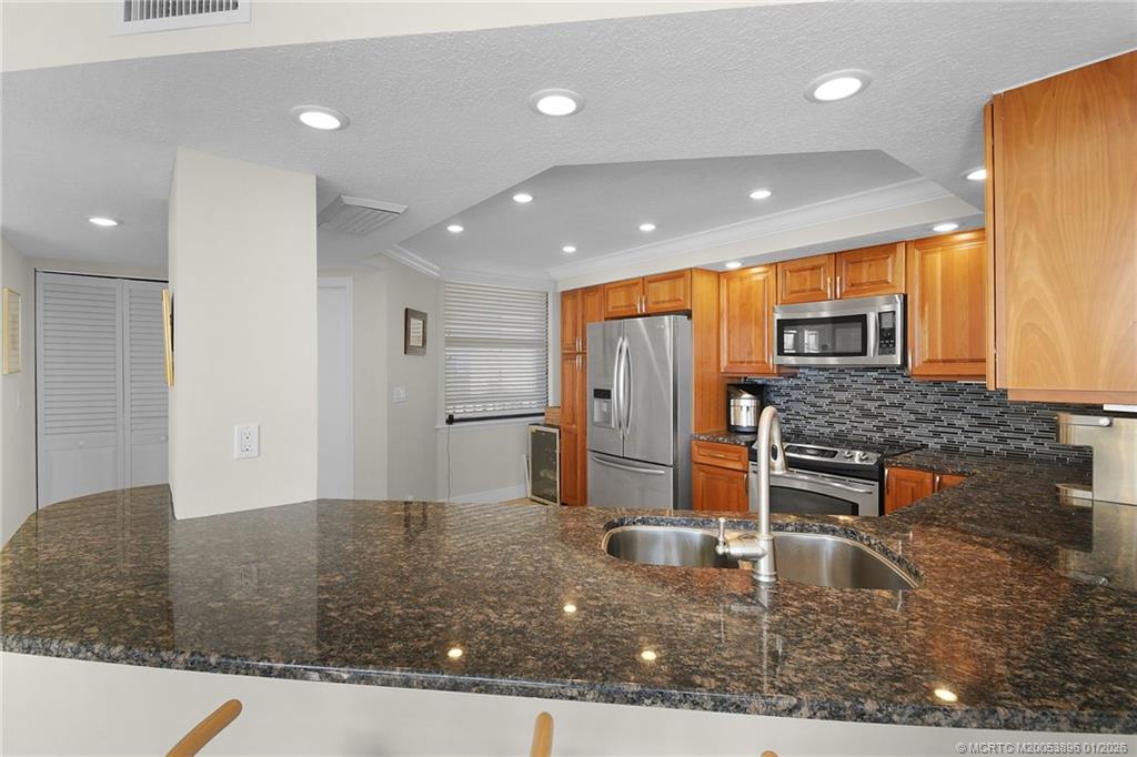 9500 S Ocean Drive 910