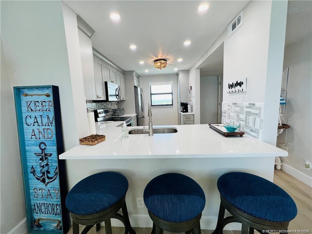 9400 S Ocean Drive 608