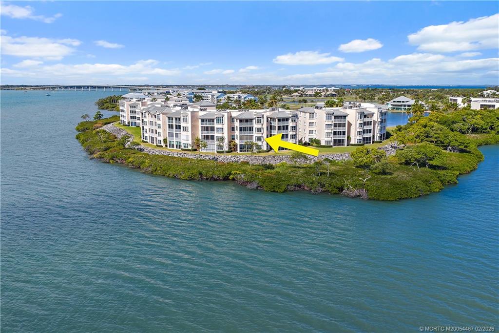 5800 NE Island Cove Way 2202
