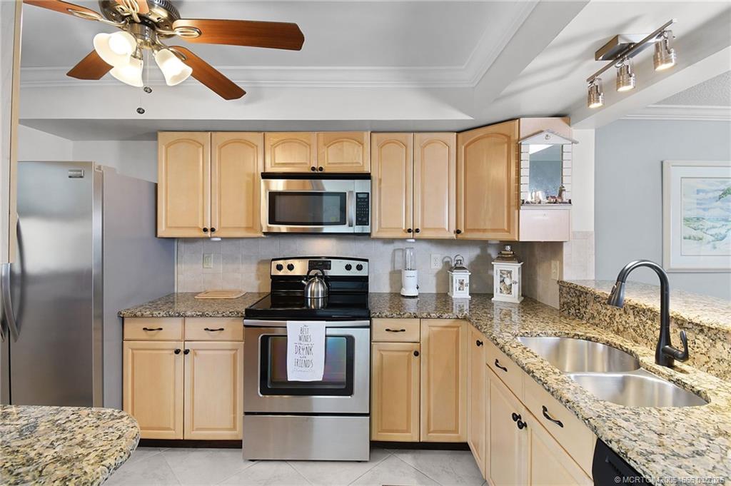 7440 S Ocean Drive 325