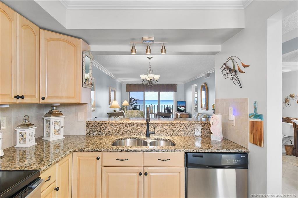 7440 S Ocean Drive 325