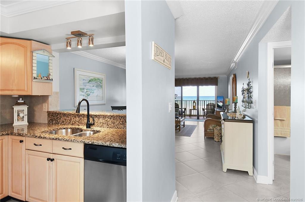 7440 S Ocean Drive 325