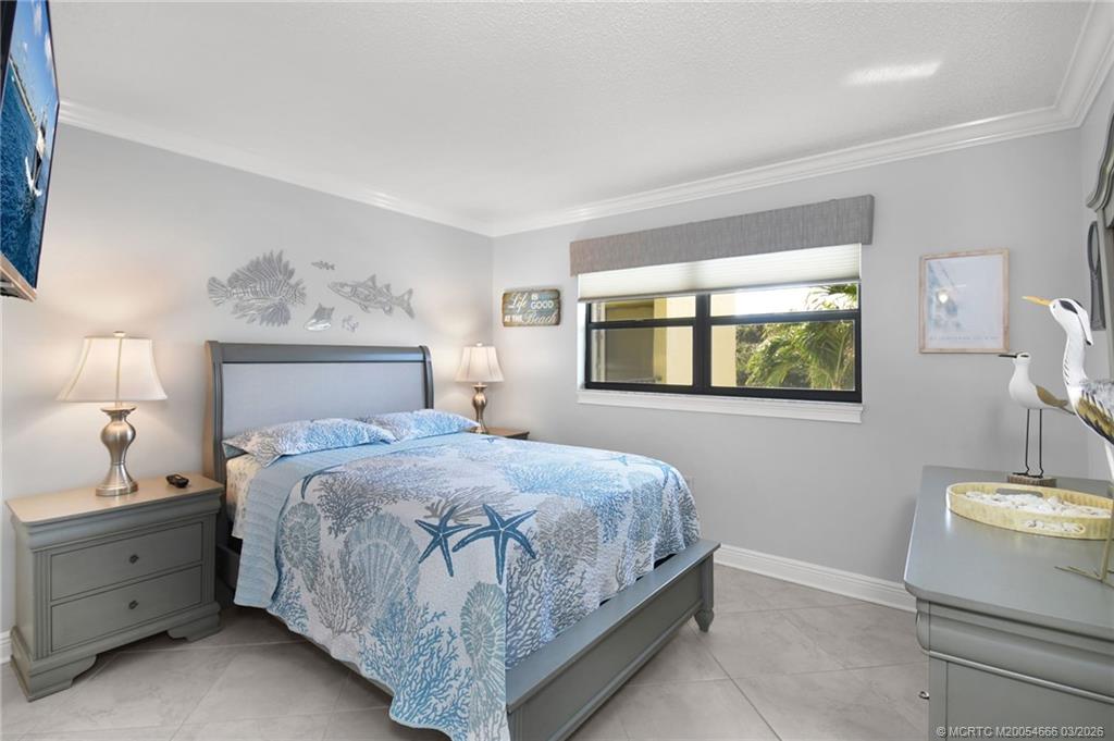 7440 S Ocean Drive 325