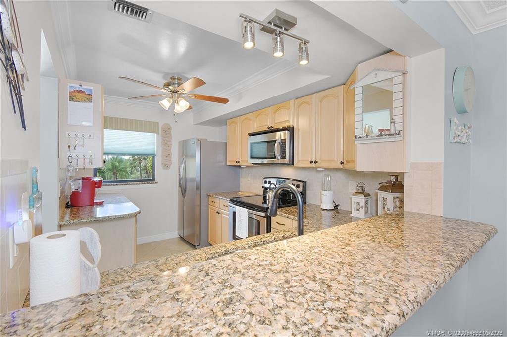 7440 S Ocean Drive 325