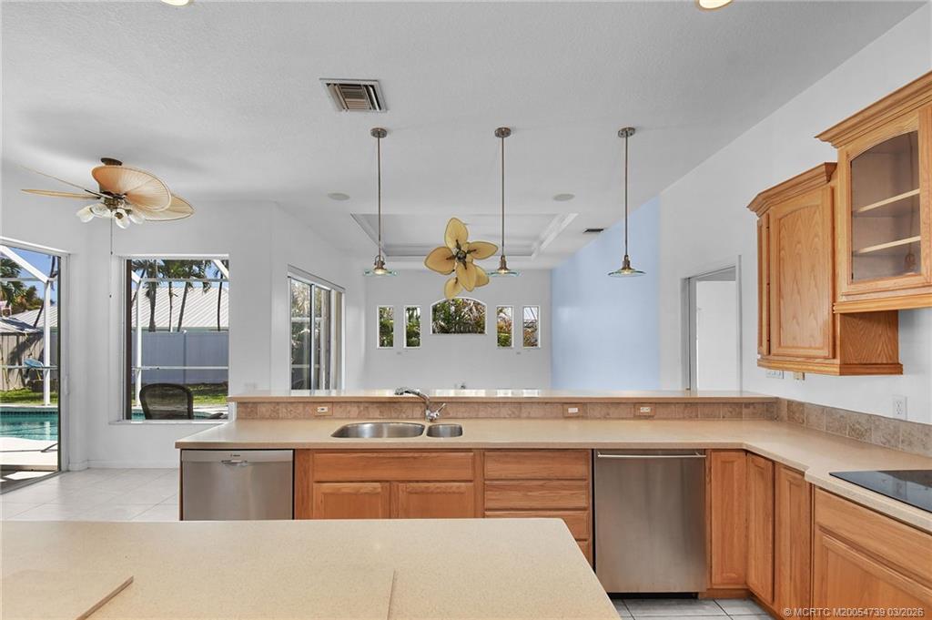 5312 SE Nassau Terrace