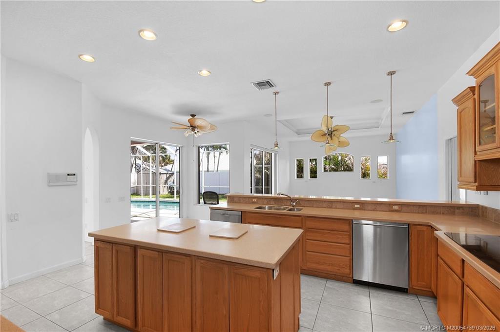 5312 SE Nassau Terrace
