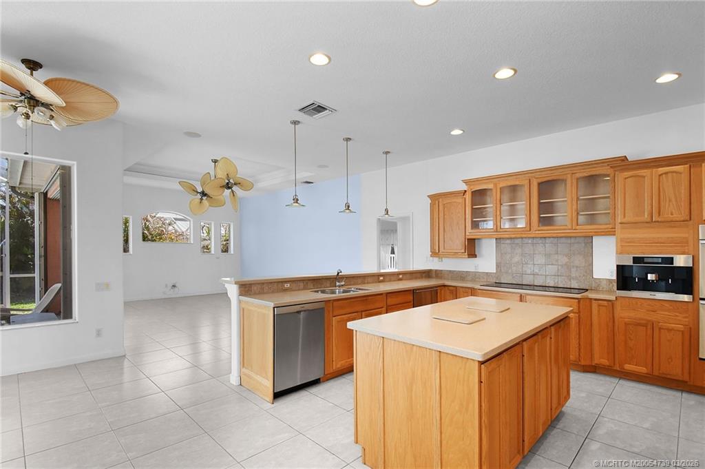 5312 SE Nassau Terrace