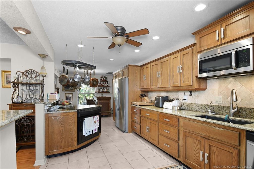 11266 SW Meadowlark Circle