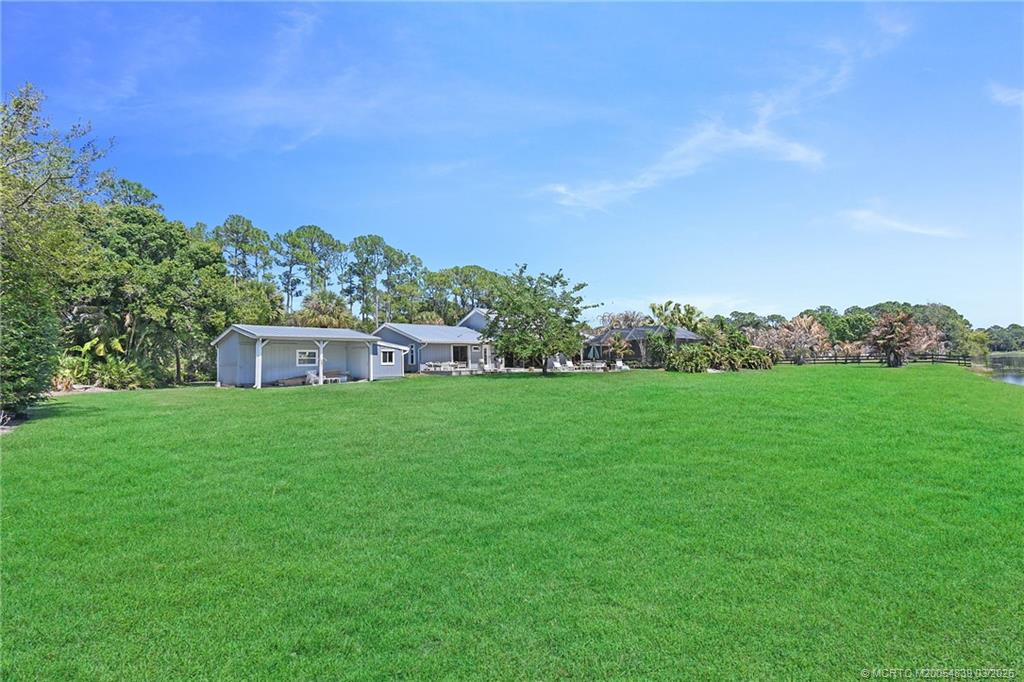 11266 SW Meadowlark Circle