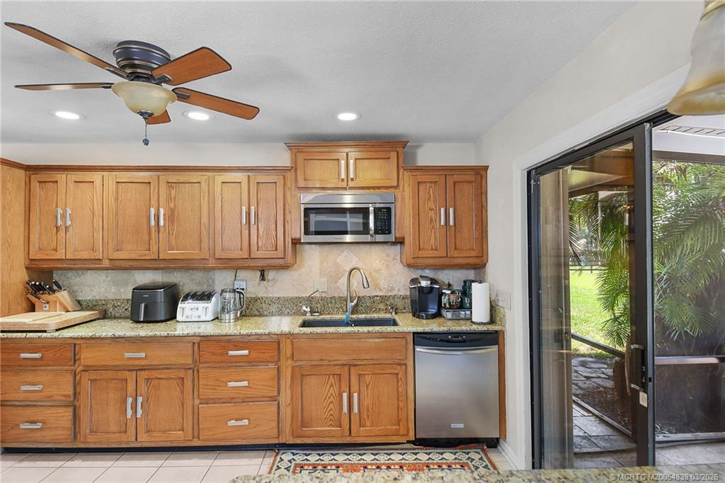 11266 SW Meadowlark Circle