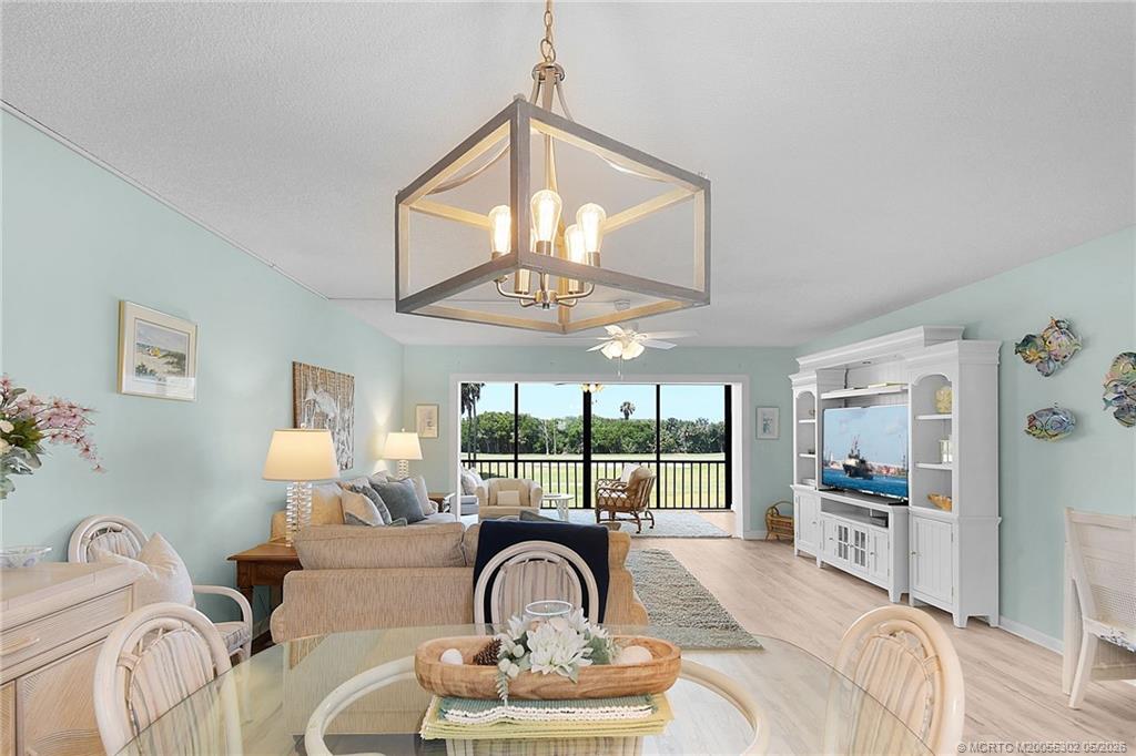 5532 NE Gulfstream Way