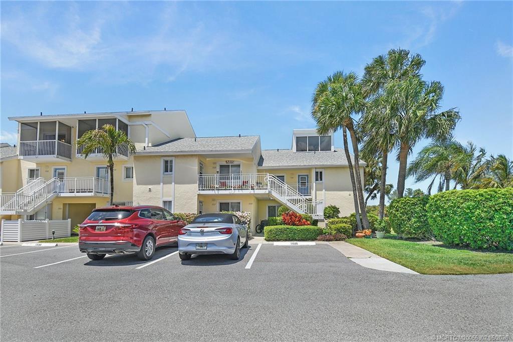 5532 NE Gulfstream Way