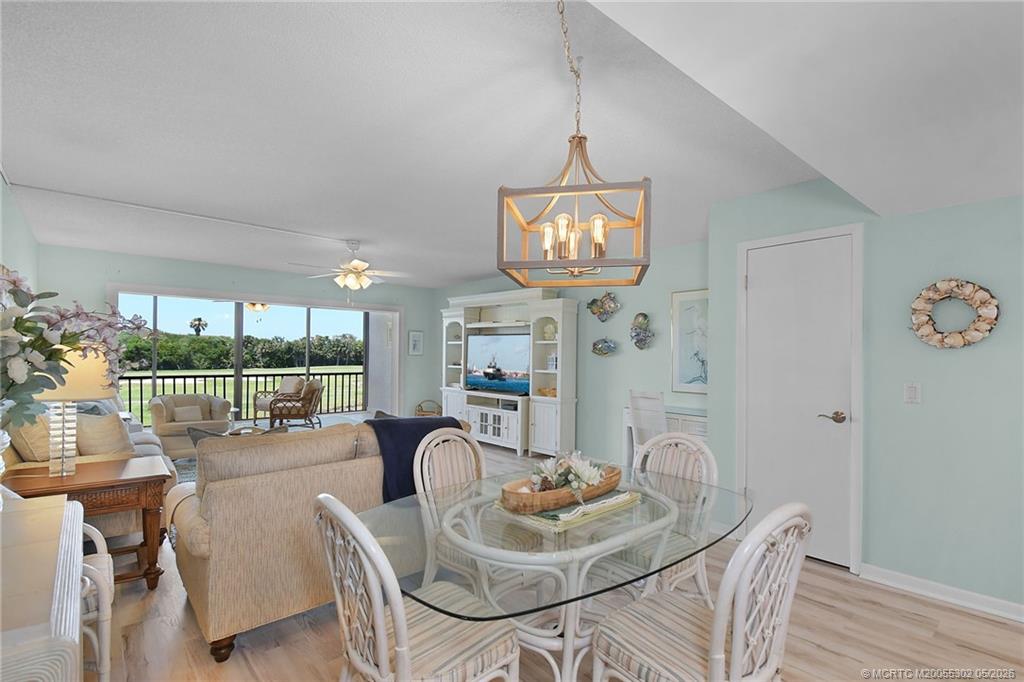 5532 NE Gulfstream Way
