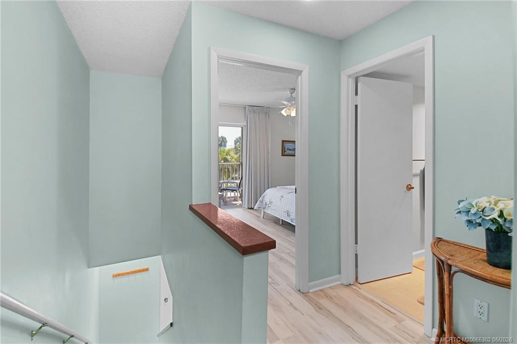 5532 NE Gulfstream Way