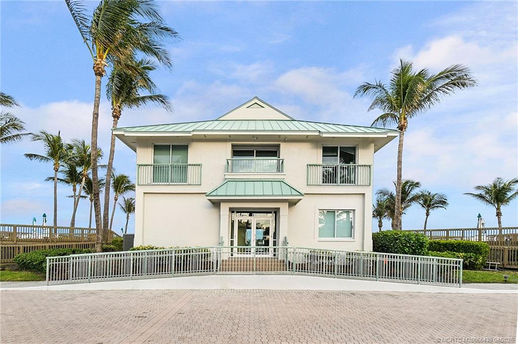 8600 S Ocean Drive 306