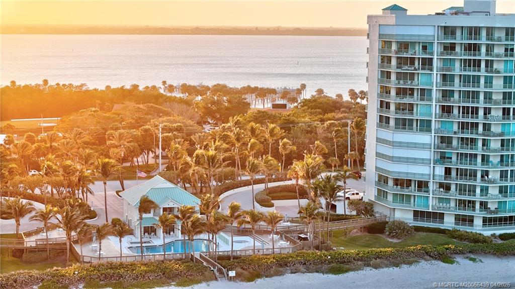 8600 S Ocean Drive 306