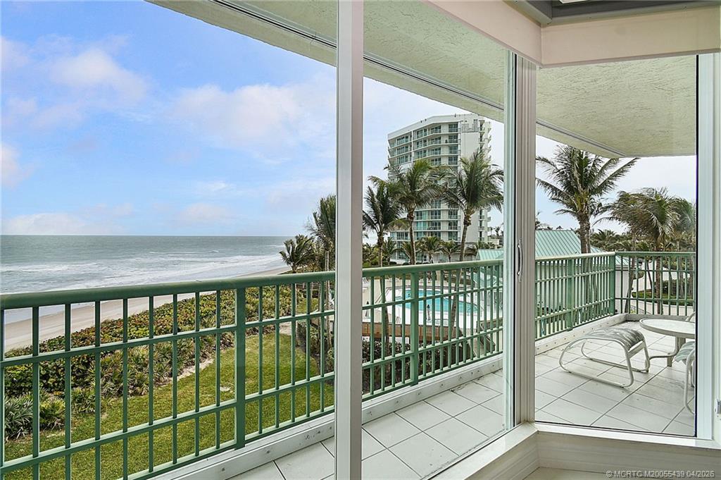 8600 S Ocean Drive 306