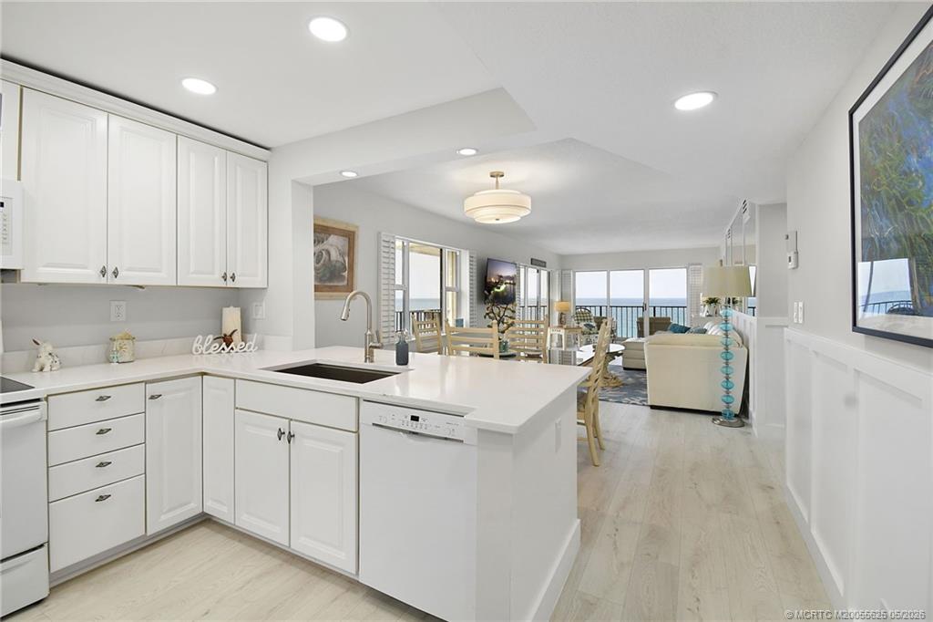 9400 S Ocean Drive 901