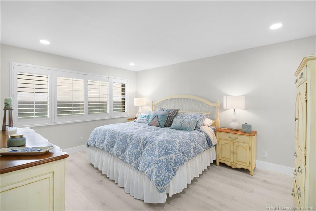 9400 S Ocean Drive 901
