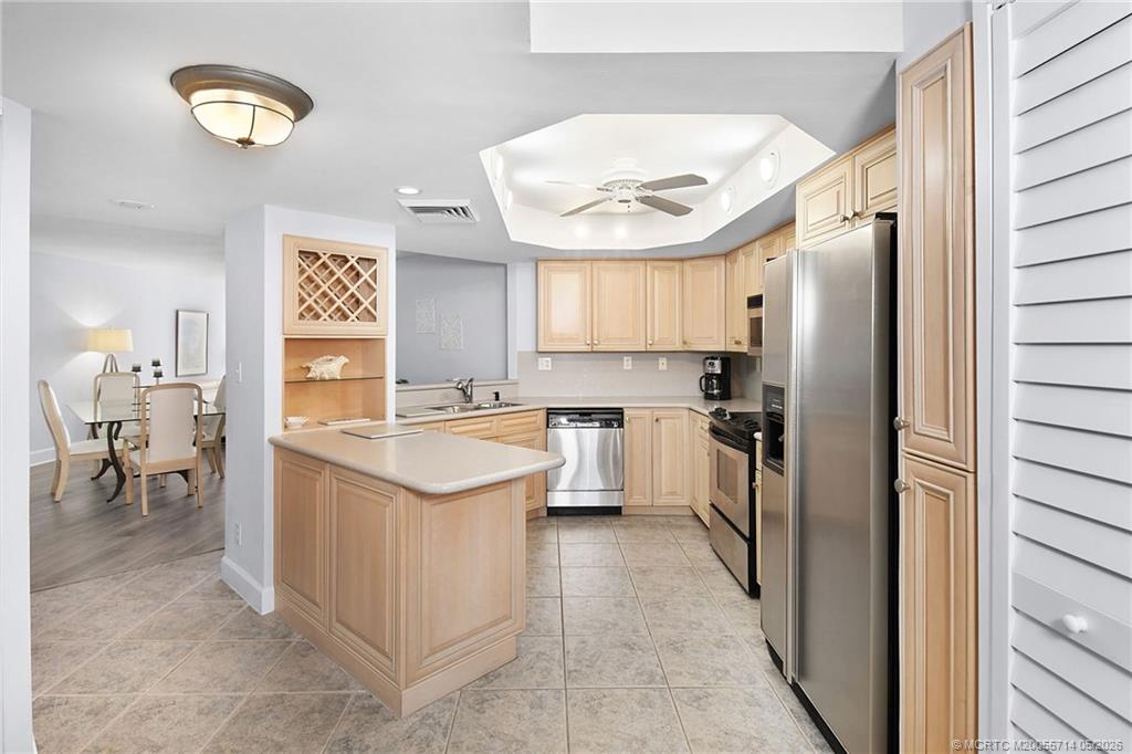 9500 S Ocean Drive 707