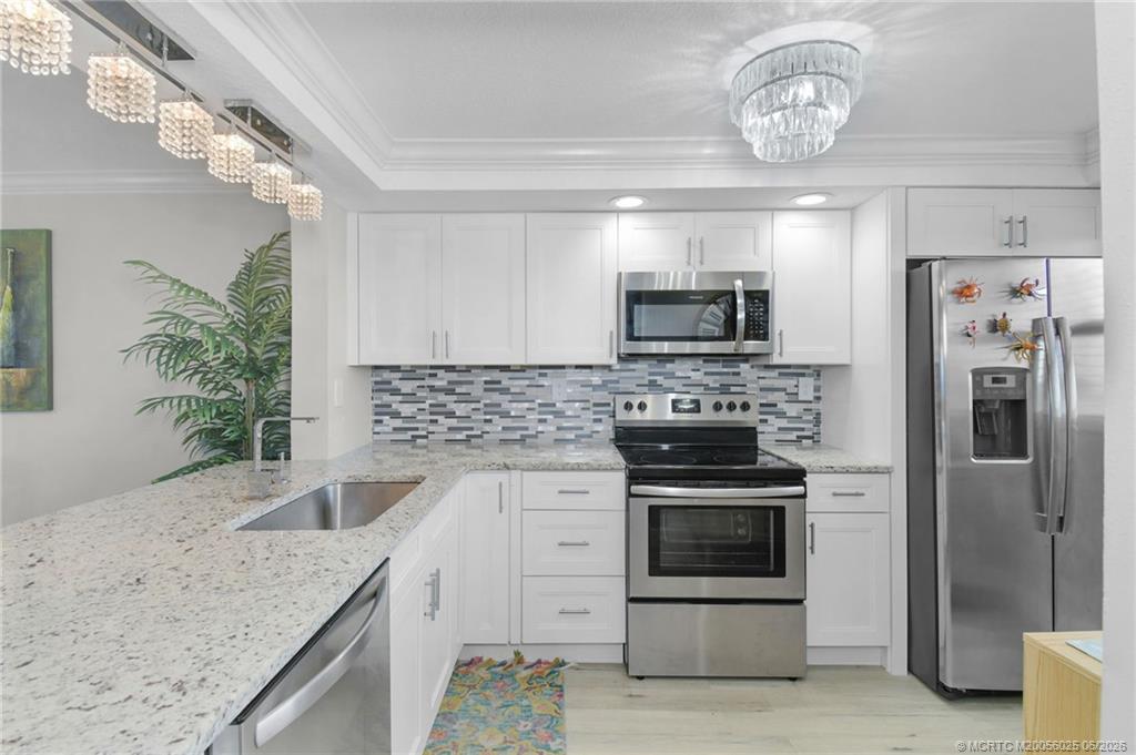 10310 S Ocean Drive 504