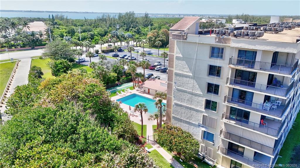 10310 S Ocean Drive 504