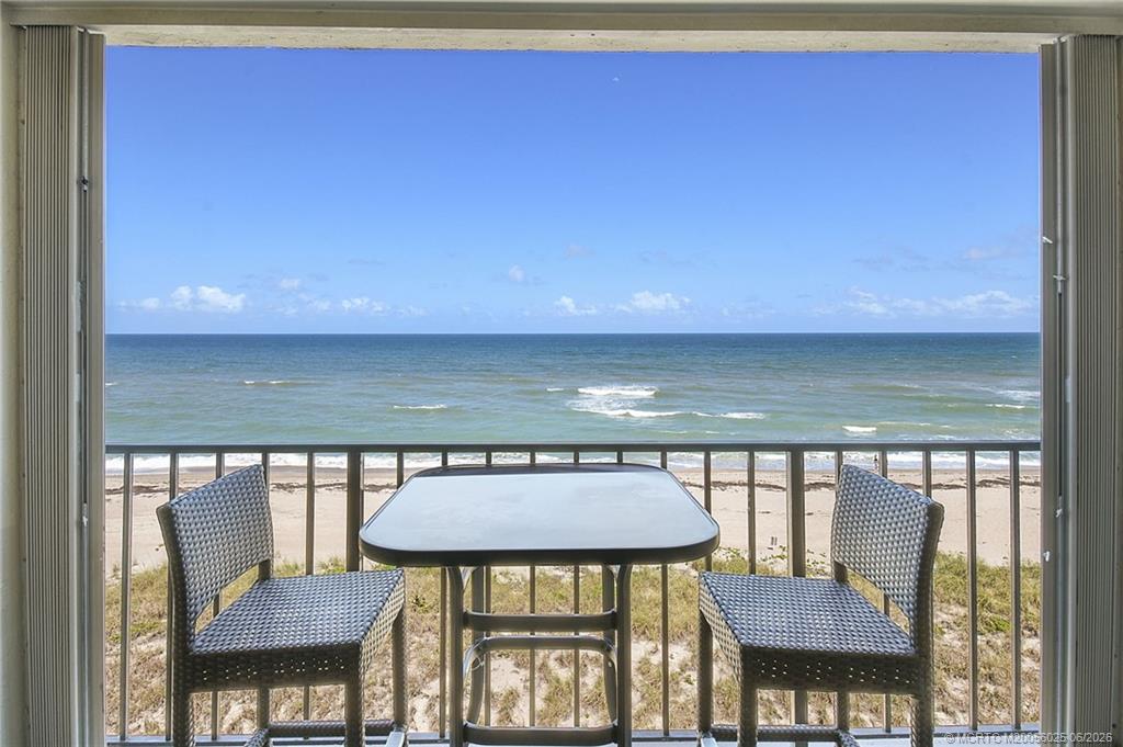 10310 S Ocean Drive 504