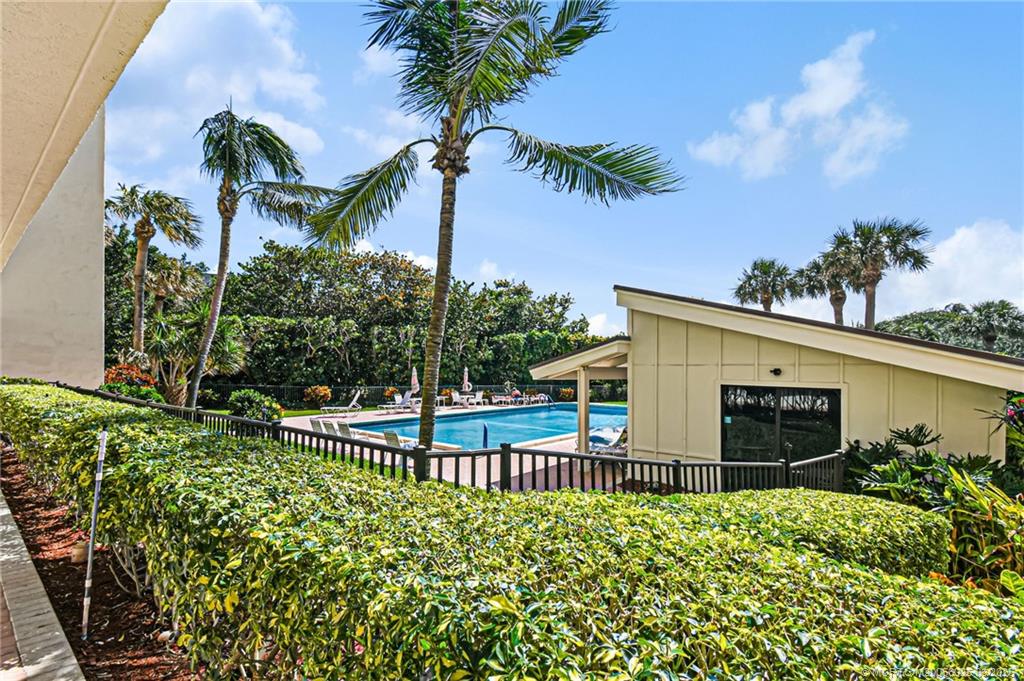 10310 S Ocean Drive 504