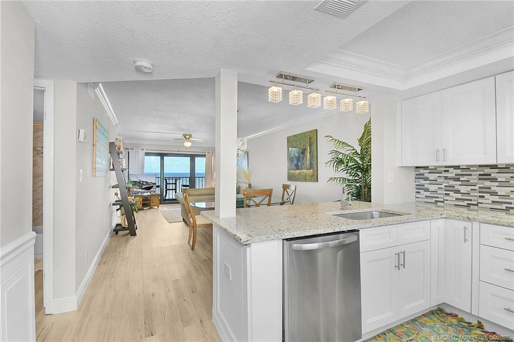 10310 S Ocean Drive 504