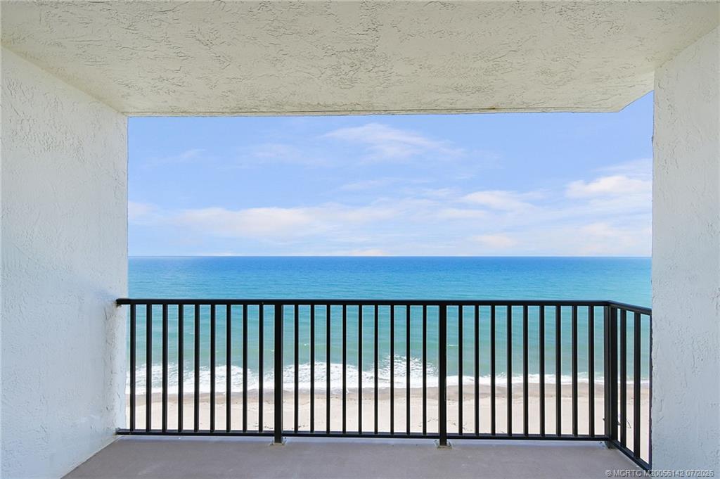 10044 S Ocean Drive 1204