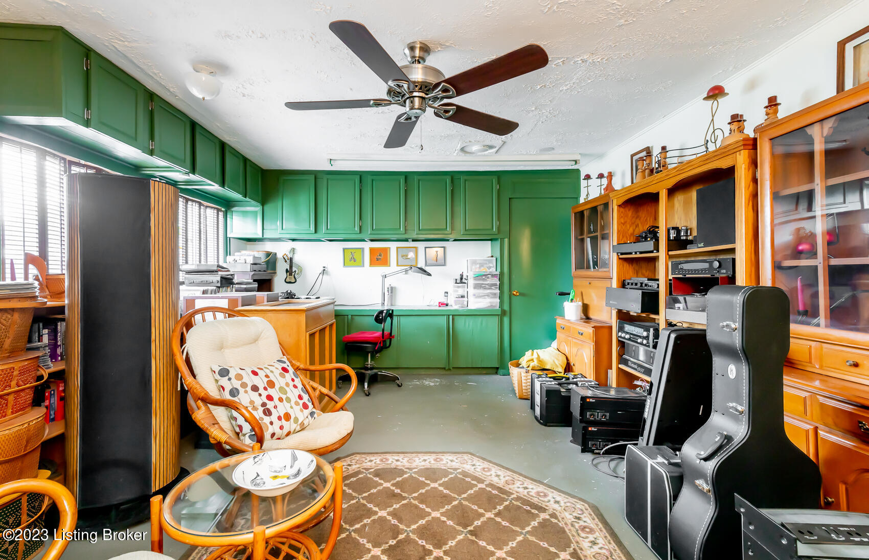3008 Maywood Pl
