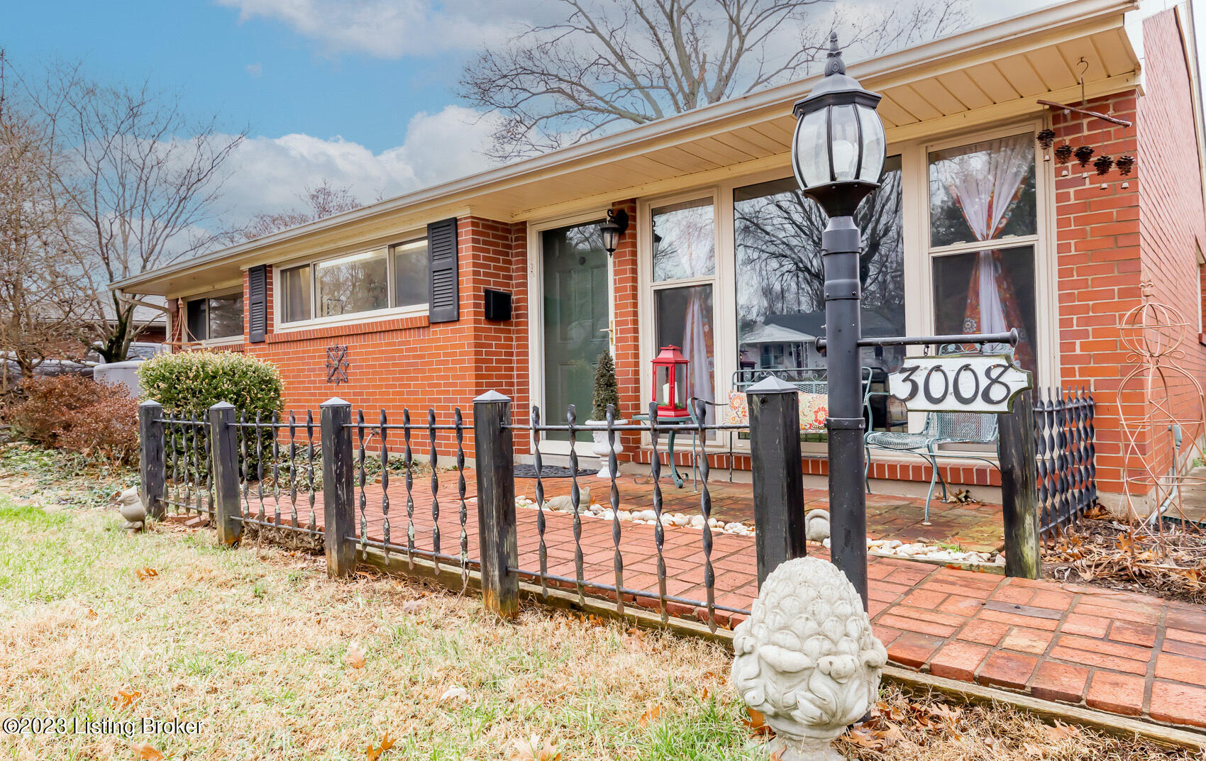 3008 Maywood Pl