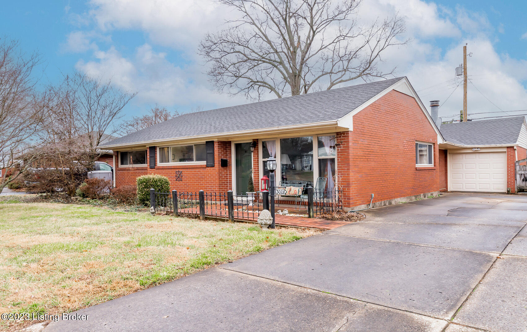 3008 Maywood Pl