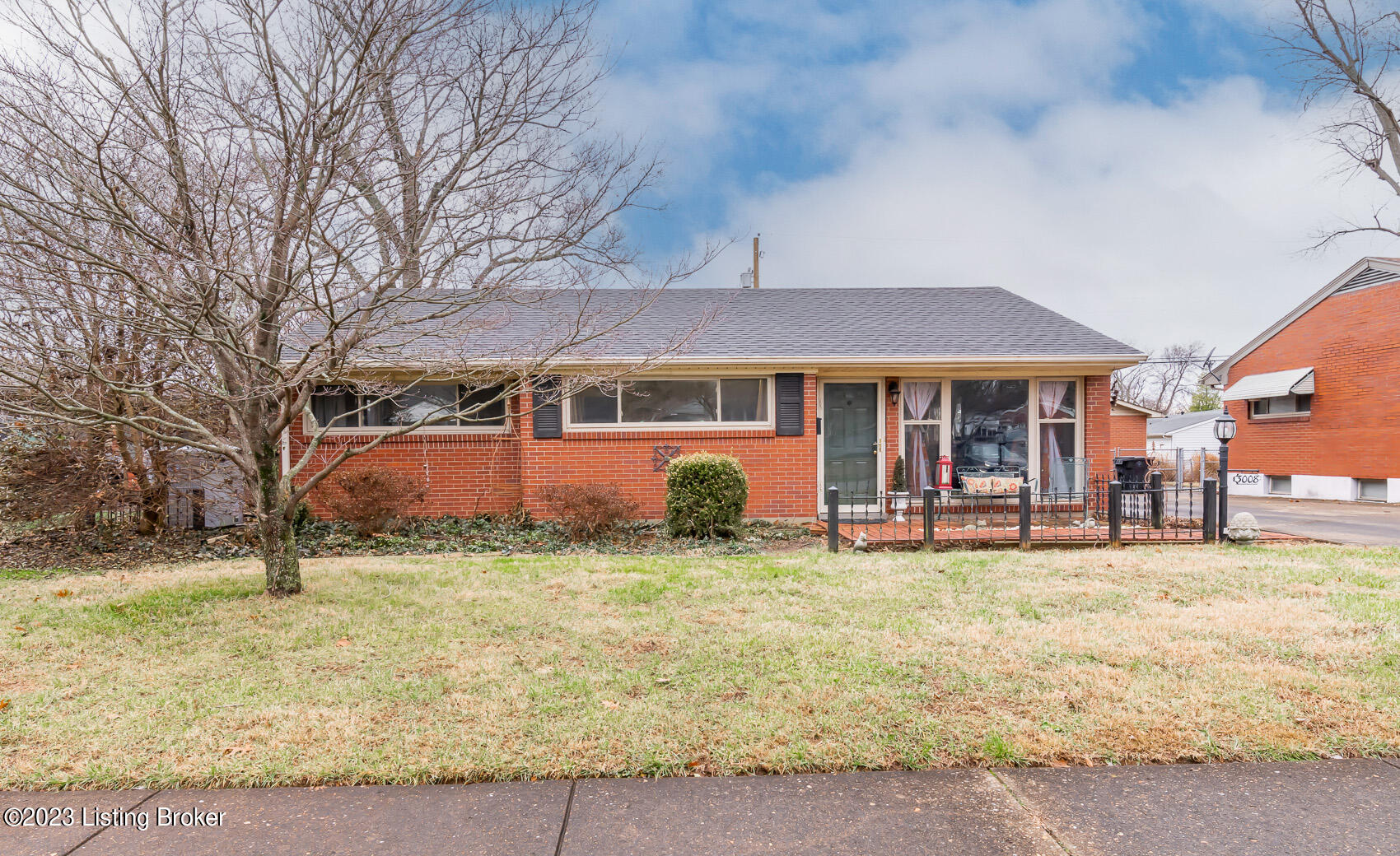 3008 Maywood Pl